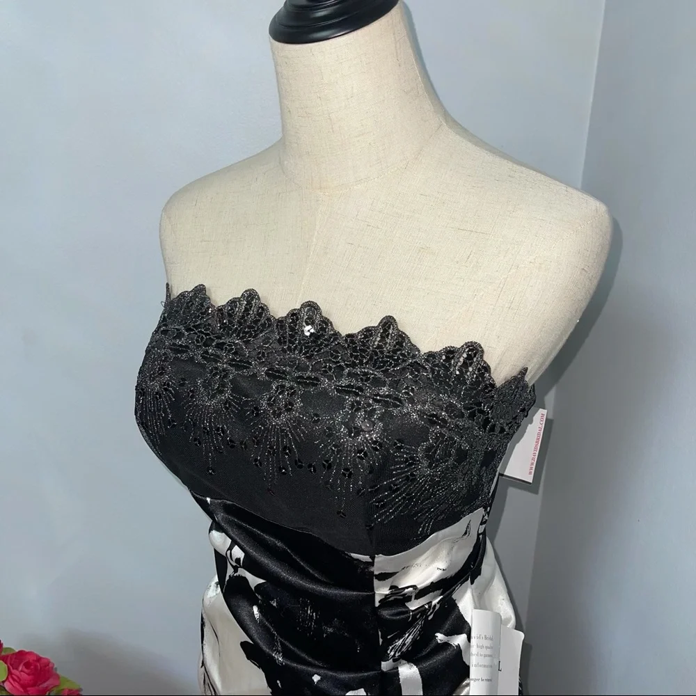 # Davids Bridal Strapless Sequined Chest Black & White Gown / Maxi Dress Size 7 - Picture 12 of 17